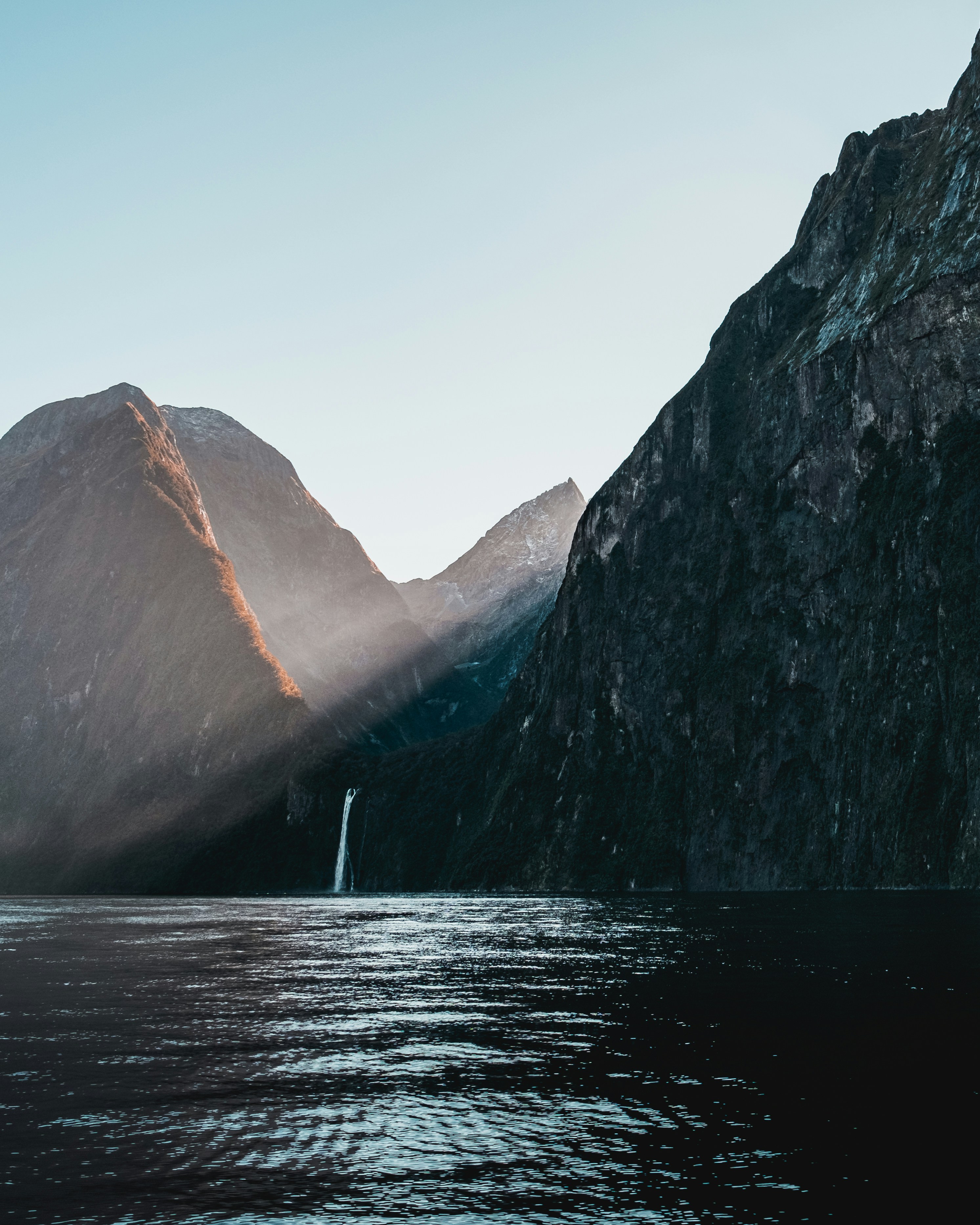 Fjordovi